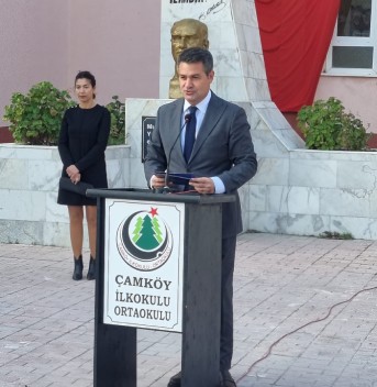 Çamköy İlkokulu yeni oyun alanına kavuştu